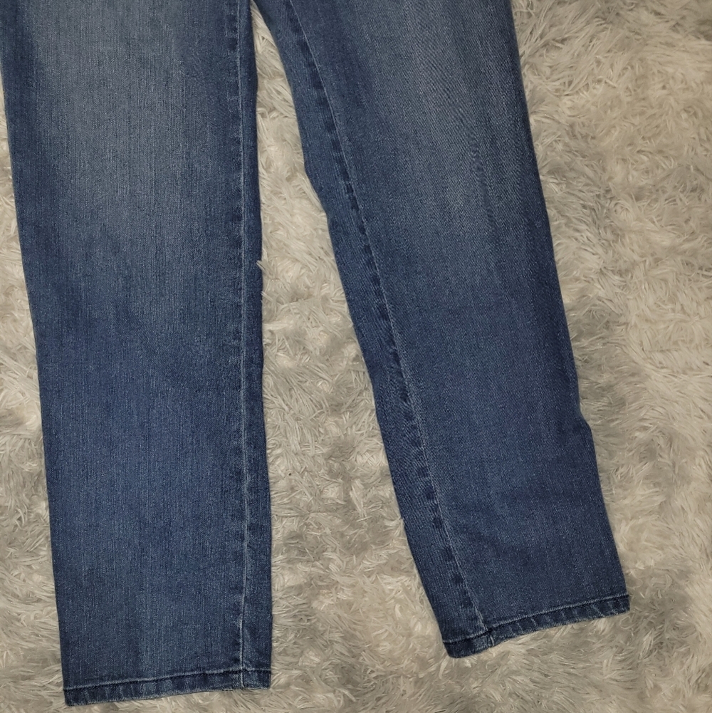 Gloria Vanderbilt “Amanda” Classic Rise, Tapered Leg, Stretch Jeans, 8 Reg/Avg - Picture 5 of 6